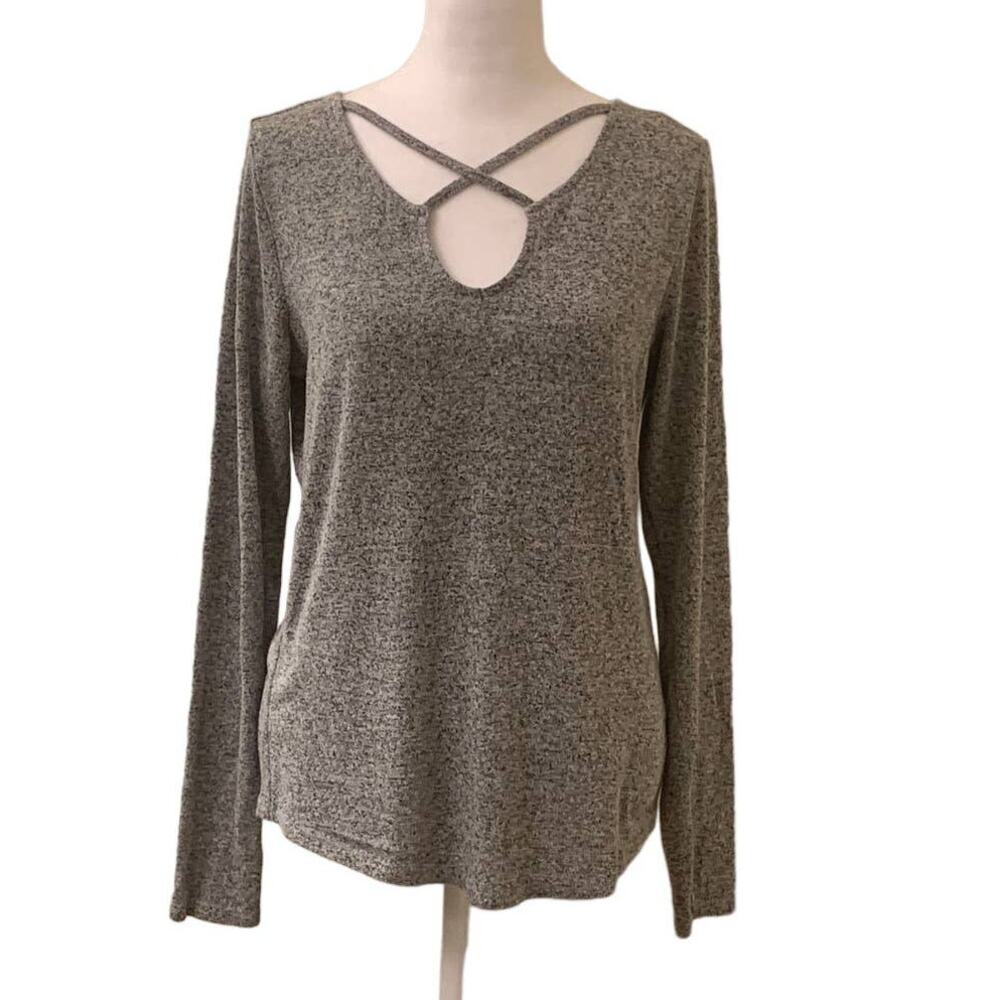 24/7 Maurices Women's Grey Criss Cross Long Sleeve Top, Size Small